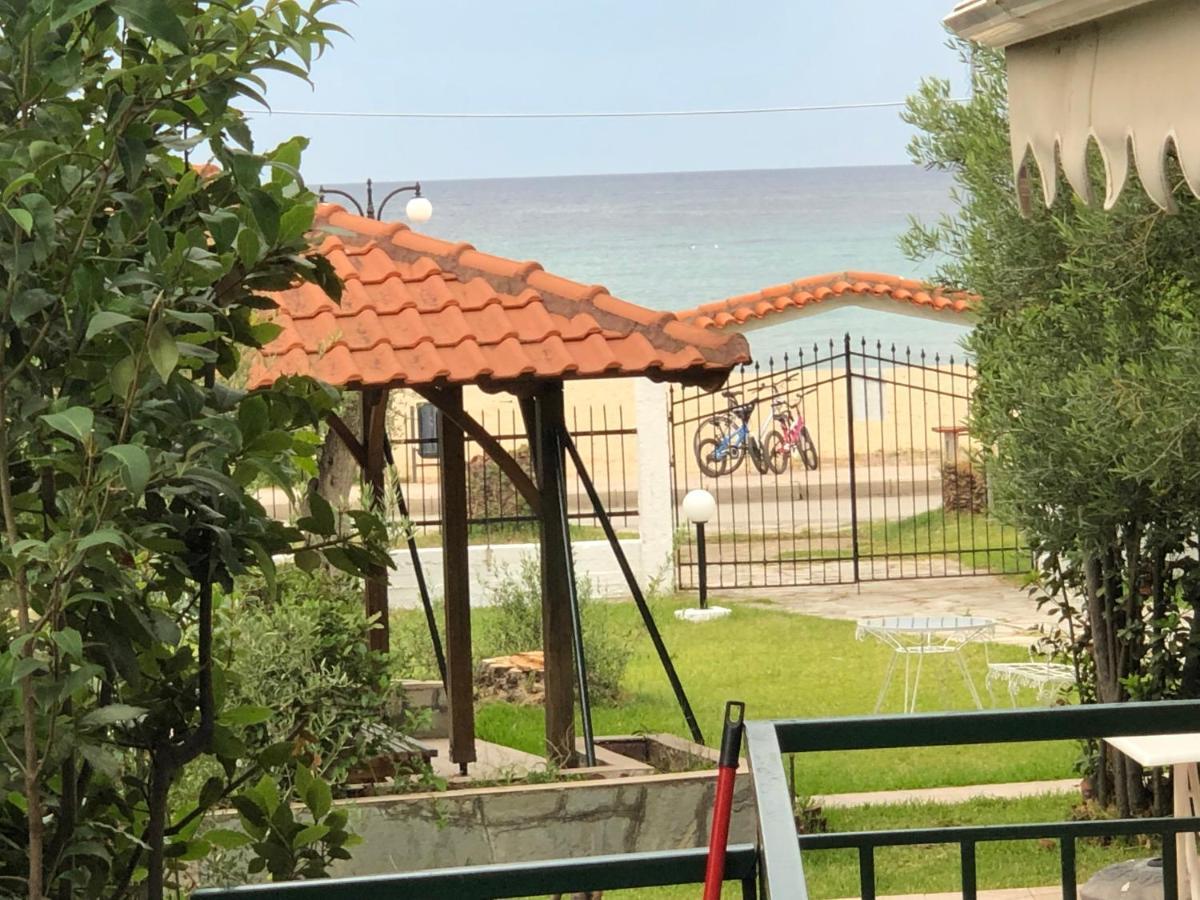 Thea Sea Apartment Nea Moudania Ngoại thất bức ảnh
